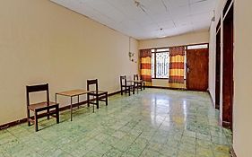 Oyo 90443 Hotel New Kartika In