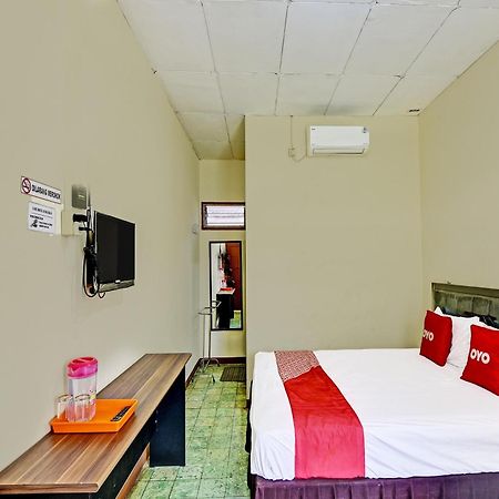 Oyo 90443 Hotel New Kartika In Cilopadang Bagian luar foto