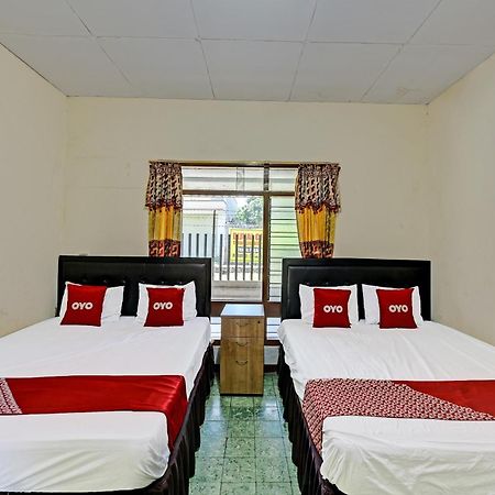 Oyo 90443 Hotel New Kartika In Cilopadang Bagian luar foto