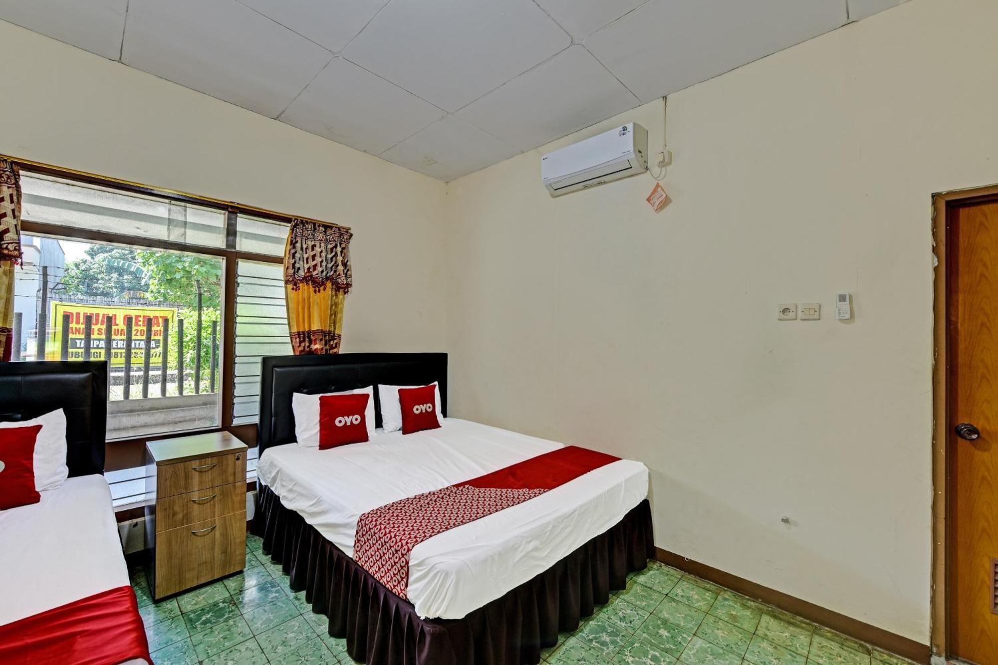 Oyo 90443 Hotel New Kartika In Cilopadang Bagian luar foto