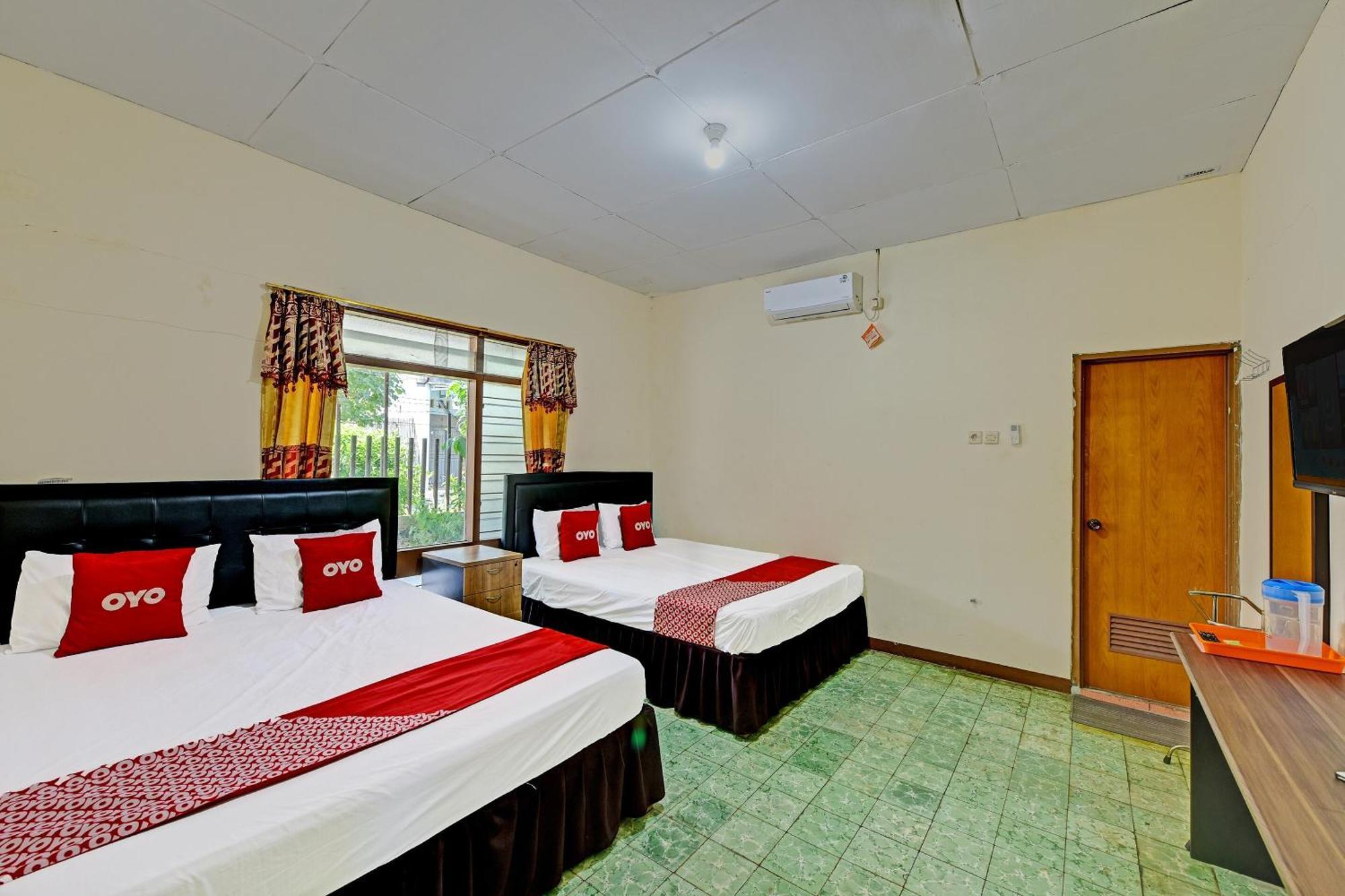 Oyo 90443 Hotel New Kartika In Cilopadang Bagian luar foto