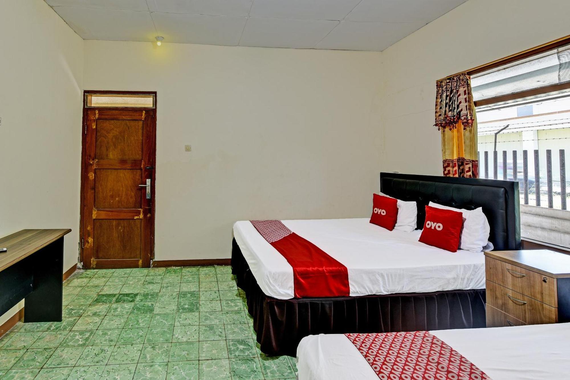 Oyo 90443 Hotel New Kartika In Cilopadang Bagian luar foto