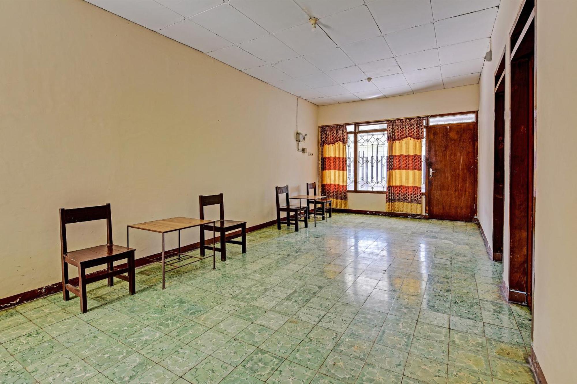 Oyo 90443 Hotel New Kartika In Cilopadang Bagian luar foto